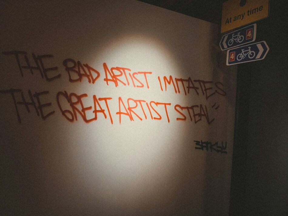ROBAR COMO CREATIVO